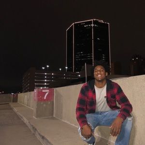 Meet your Posher, Isaiah